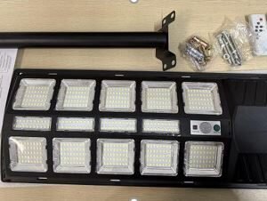 Solar street lamp - LUMINÁRIA COM SENSOR