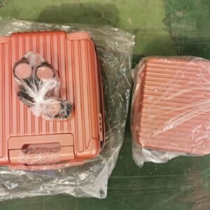 KIT DE MALAS DE VIAGEM COM PARTE EXTERIOR E INTERIOR EM PLÁSTICO ABS COM FORRO EM TECIDO DE POLIESTER