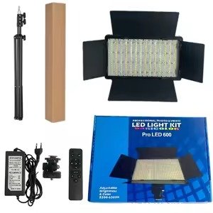 KIT DE ILUMINAÇÃO PROFISSIONAL EM LED