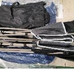 CERCADINHO INFANTIL DOBRÁVEL COM ESTRUTURA EM AÇO TUBULAR REVESTIDO EM TECIDO SINTÉTICO DE POLIÉSTER E PAINÉIS LATERAIS EM TELA RESPIRÁVEL