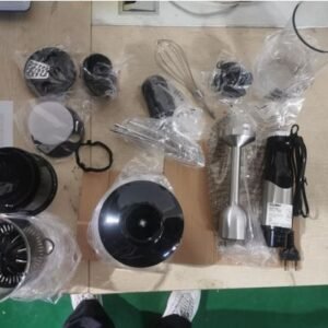 MIXER DE MAO MULTIFUNCIONAL COM CONTROLE DIGITAL DE VELOCIDADE E CONJUNTO DE ACESSÓRIOS INTERCAMBIÁVEIS PARA PREPARO DE ALIMENTOS