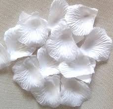PETALAS DE ROSAS ARTIFICIAIS EM TECIDO SINTETICO, UTILIZADA PARA DECORACAO, COR BRANCO