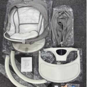 CADEIRA DE BALANCO AUTOMATICA COM ESTRUTURA EM METAL E TECIDO LAVAVEL