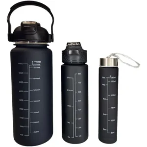 KIT DE GARRAFAS EM PLASTICO, COMERCIALMENTE CONHECIDA COMO CARAMINHOLA OU SQUEEZE, COM CAPACIDADE PARA 2 LITROS + 750ML + 300ML